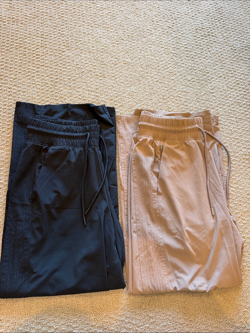 Athleta Black Drawstring Waist Joggers with Taupe Accent
